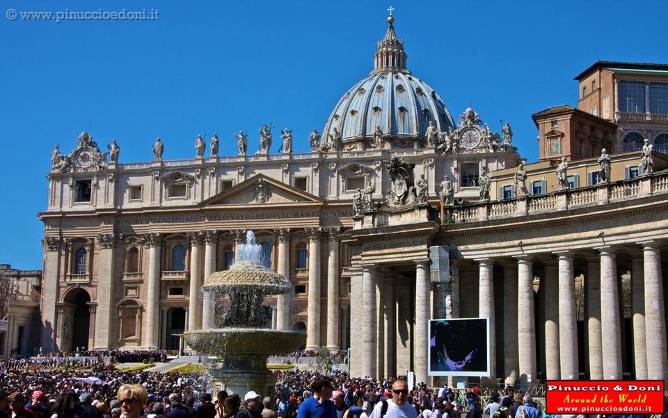 Roma - Vaticano, Basilica di San Pietro - 09.jpg